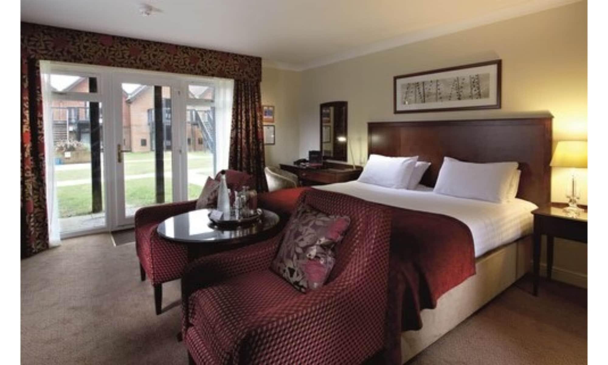 Macdonald Elmers Court Hotel Lymington Exterior foto